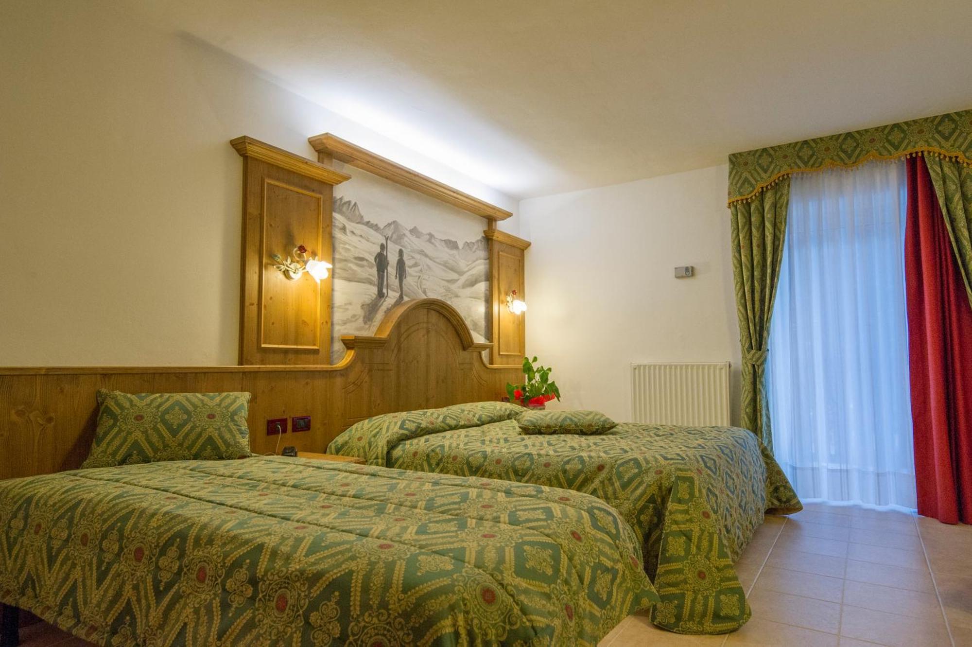 Hotel Orchidea Passo del Tonale Esterno foto