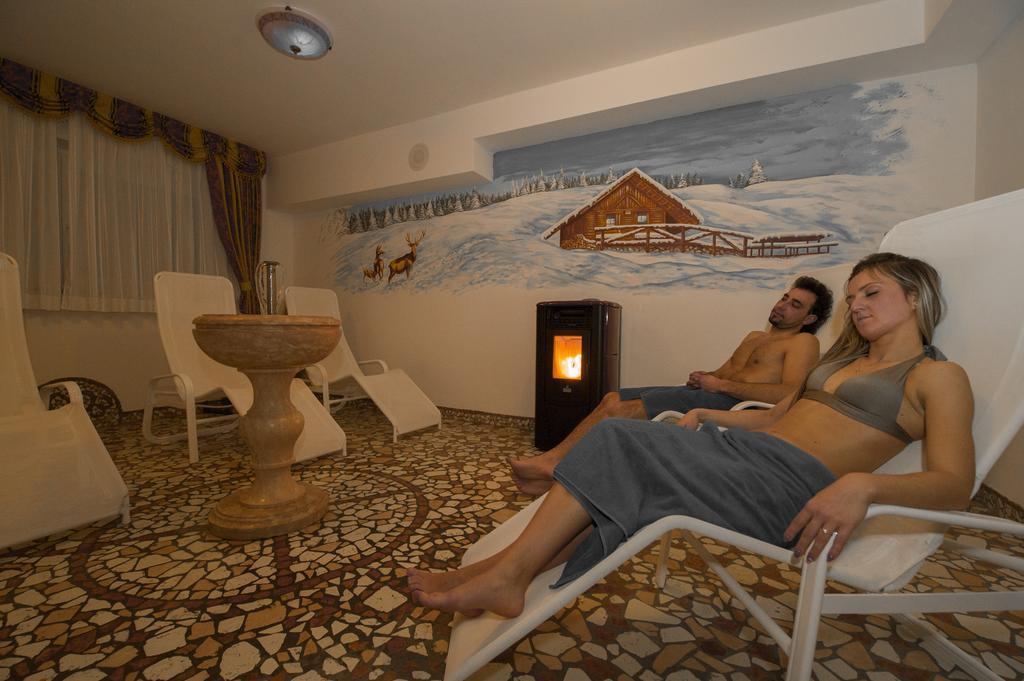 Hotel Orchidea Passo del Tonale Esterno foto