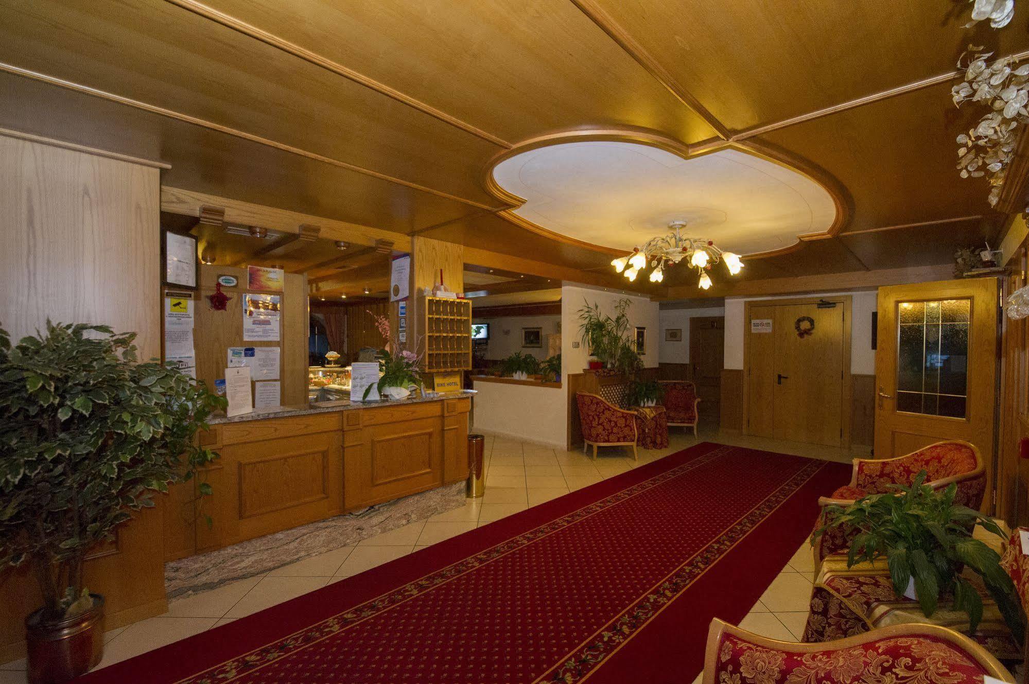 Hotel Orchidea Passo del Tonale Esterno foto