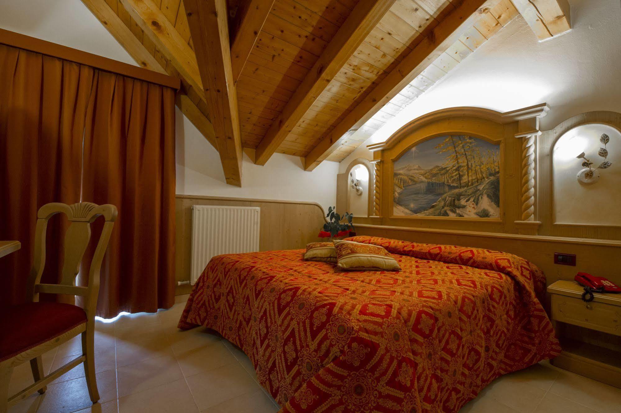Hotel Orchidea Passo del Tonale Esterno foto